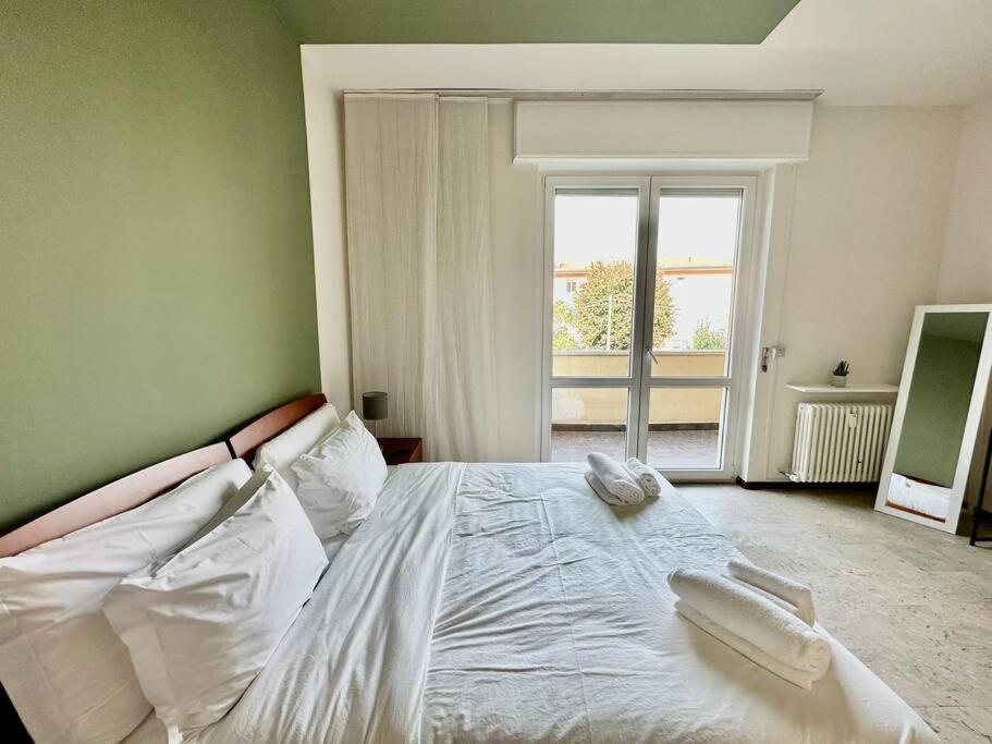 Low Cost Holiday An Business House And Free Park By Revenue House Como Ngoại thất bức ảnh