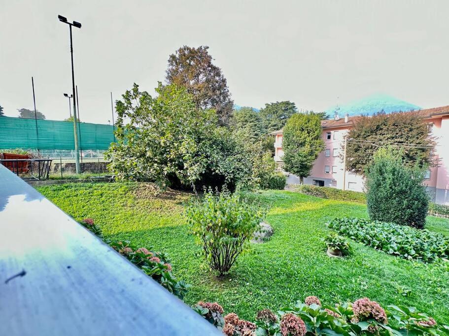 Low Cost Holiday An Business House And Free Park By Revenue House Como Ngoại thất bức ảnh